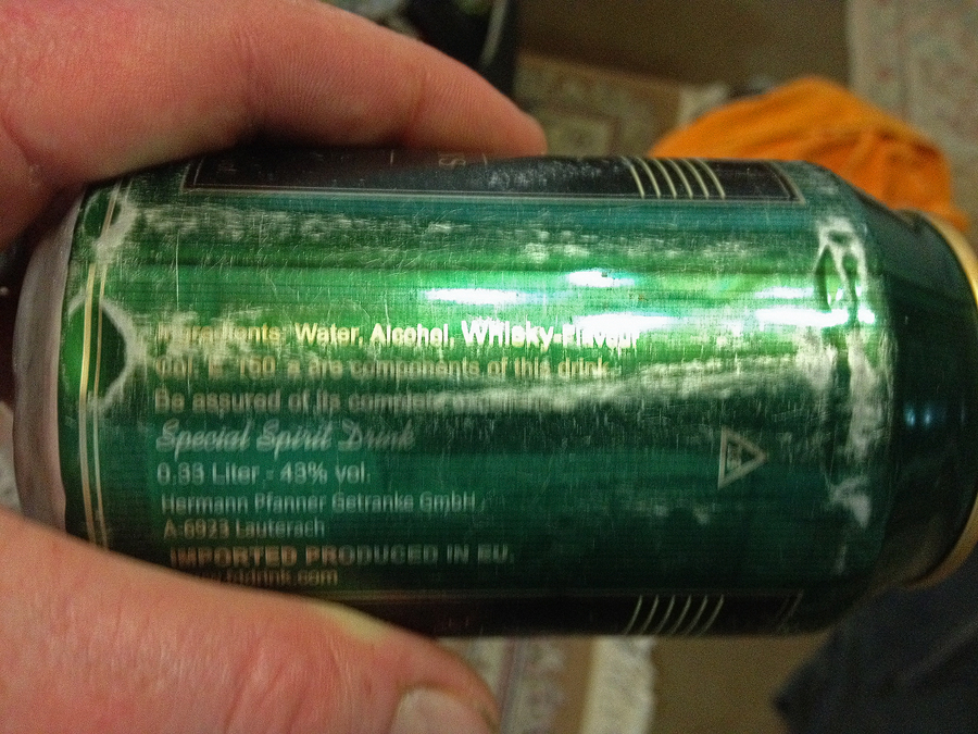 Whisky-flavoured beverage. Made in the EU.